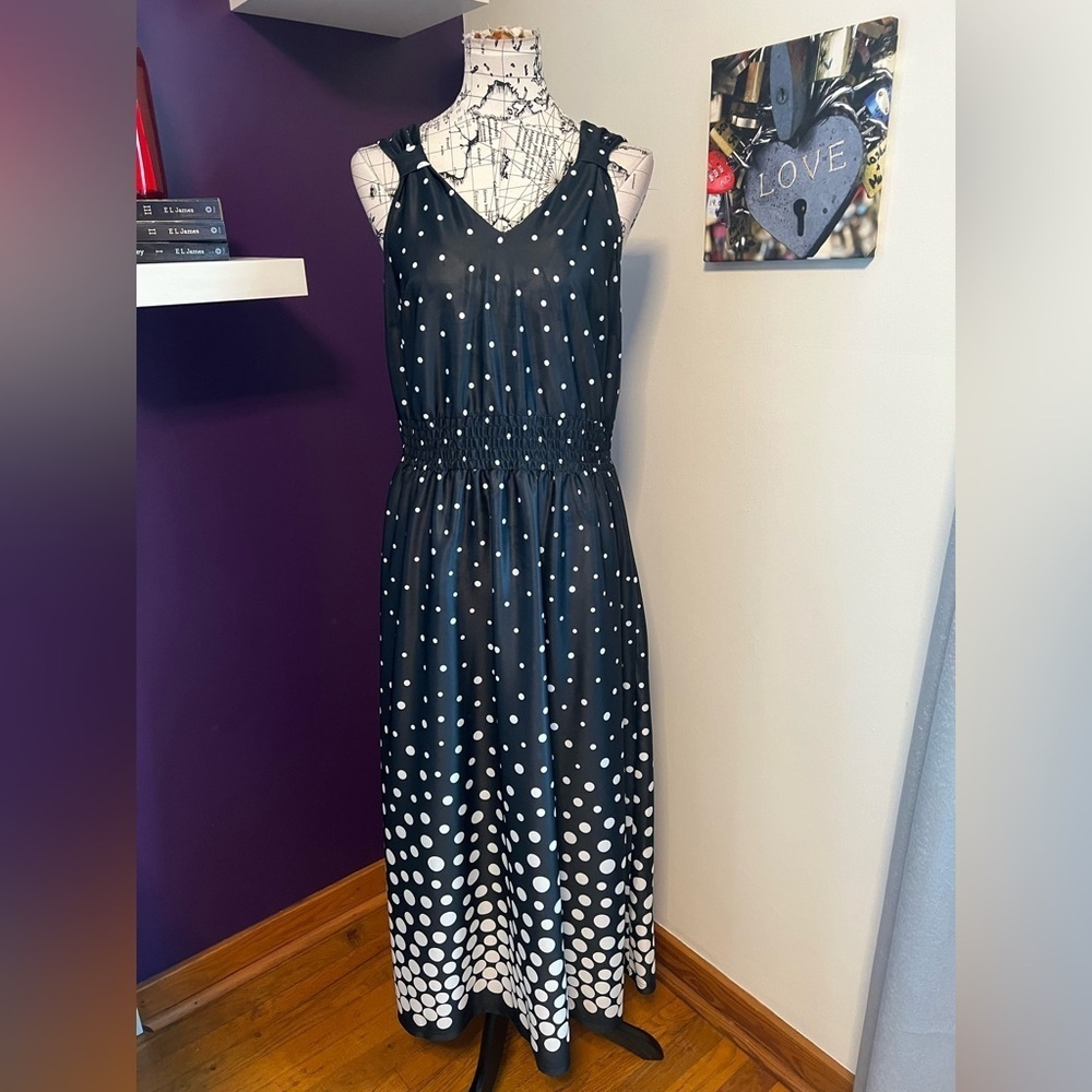 Anthony Richards Sleevelesa Polka Dot Dress